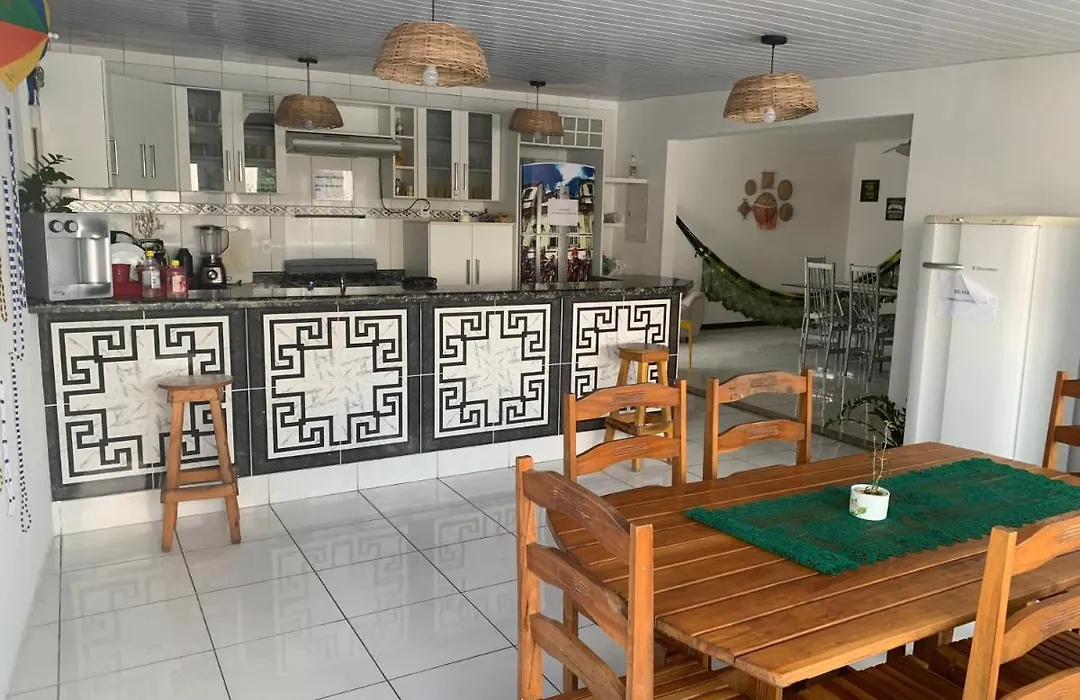 Porto das Palmeiras Hostel-1